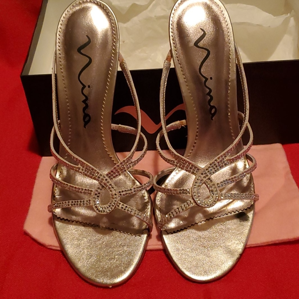 Sandals - Picture 2 of 3